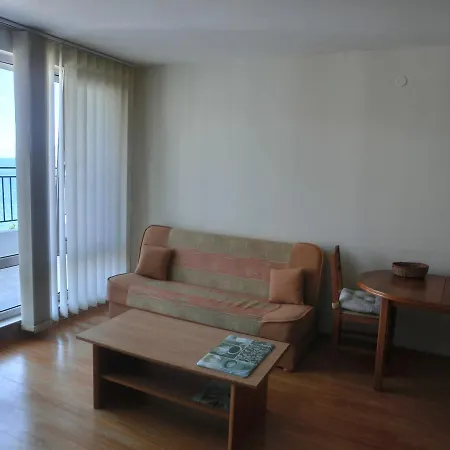 Sea View Apartment, Panorama, Pools And Beach, Apartmán